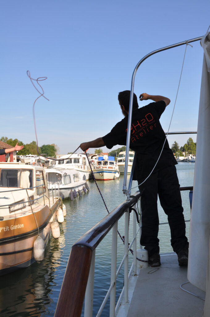 Chantier pour la réparation et l'entretien de bateaux