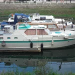 Vedette à vendre