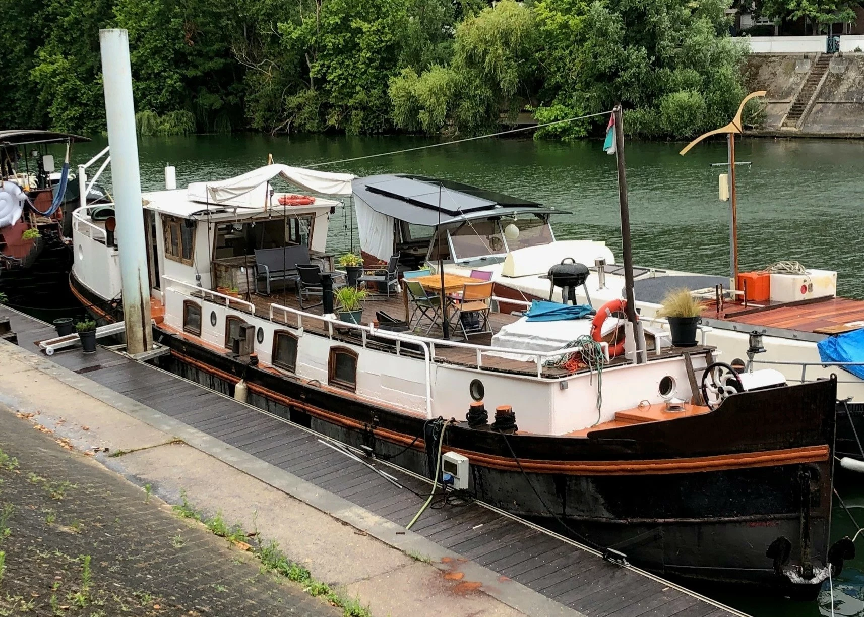 LUXEMOTOR 21,90M
