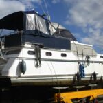 Vedette hollandaise Valkkruiser 12.50 AK Hypnautic (1994) – profil bâbord et taud arrière
