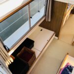 Vedette fluviale Jeanneau Eau Claire 930 Cassis (1985) – banquette et coffres du cockpit arrière