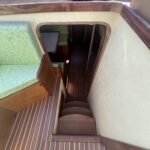 Trawler Kim Marine Le Feeling (1977) – escalier de descente vers le carré