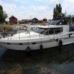Vedette hollandaise Vrijon Contessa 4.0 Second Pearl (2000) – vue extérieure à quai