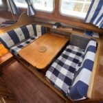 Vedette hollandaise Pedro 30 Hiva Oa (1991) – dinette convertible en couchage double