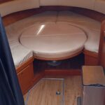 Vedette hollandaise Linssen 372 SX LE VOGUE (1992) – cabine avant, dinette convertie en couchage