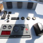 Vedette hollandaise Noblesse 38 ANATOLE (1998) – tableau de bord Yanmar et manette