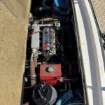 Vedette fluviale Connoisseur 1135 Ingrine (1986) – compartiment moteur ouvert sur le pont