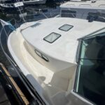 Vedette fluviale Nicols 1100 Lodève (1998) – pont avant et hublots de pont
