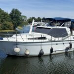 Vedette Van Vliet Atico 38 Joanne (1994) – vue extérieure à flot
