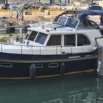 Boarncruiser 41 Classic Line – Vue trois-quarts au ponton