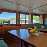 Luxemotor 25 m - Salle à manger
