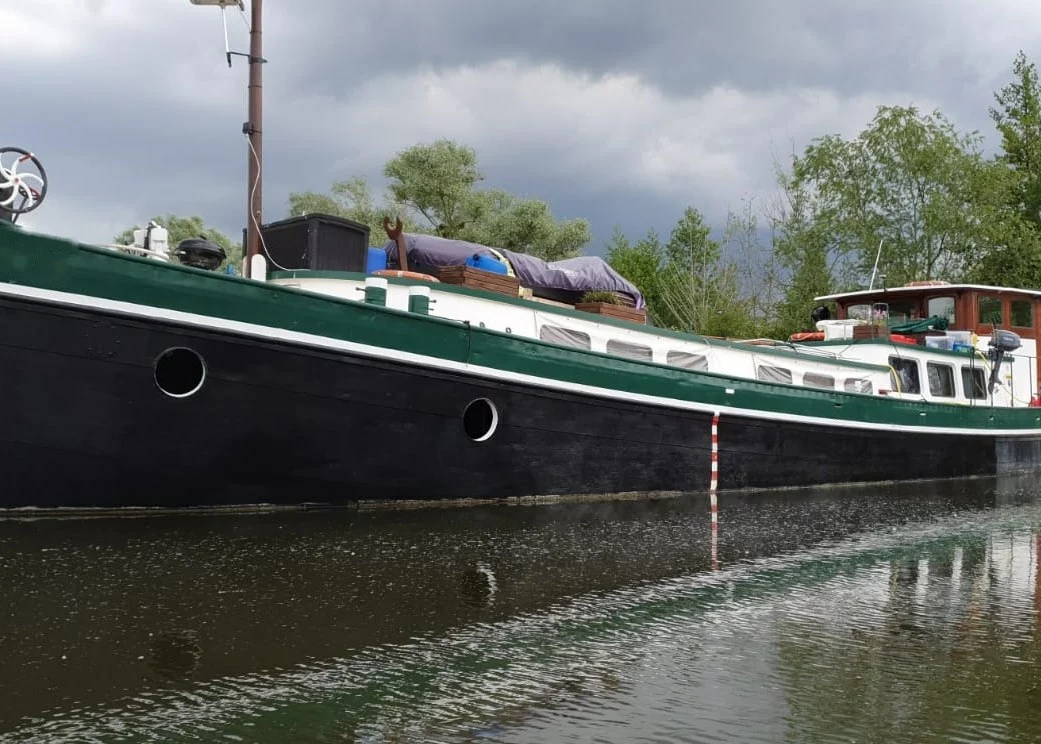 Luxemotor 26,20 m - Vue extérieure
