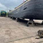 Péniche 39 m - Coque à sec en 2024