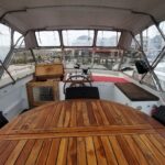 Vedette hollandaise 12,50 m – Pont arriere couvert