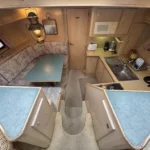Vri-Jon Contessa 40 Maverick – Dinette et cuisine